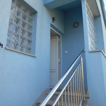 아파트 Bluehouseapartments 칼리