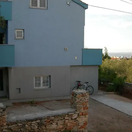 Bluehouseapartments 아파트 칼리
